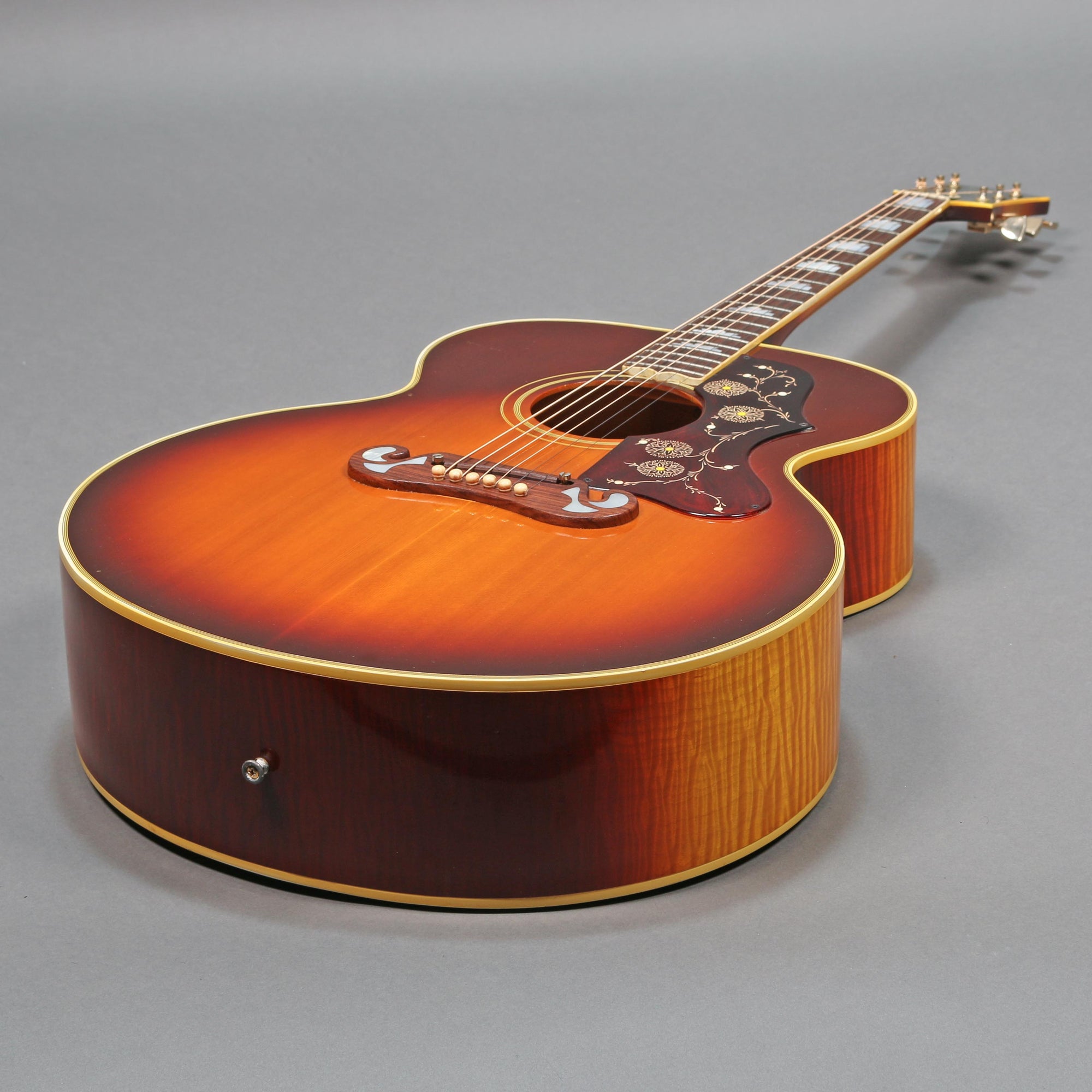 1969 Gibson J-200