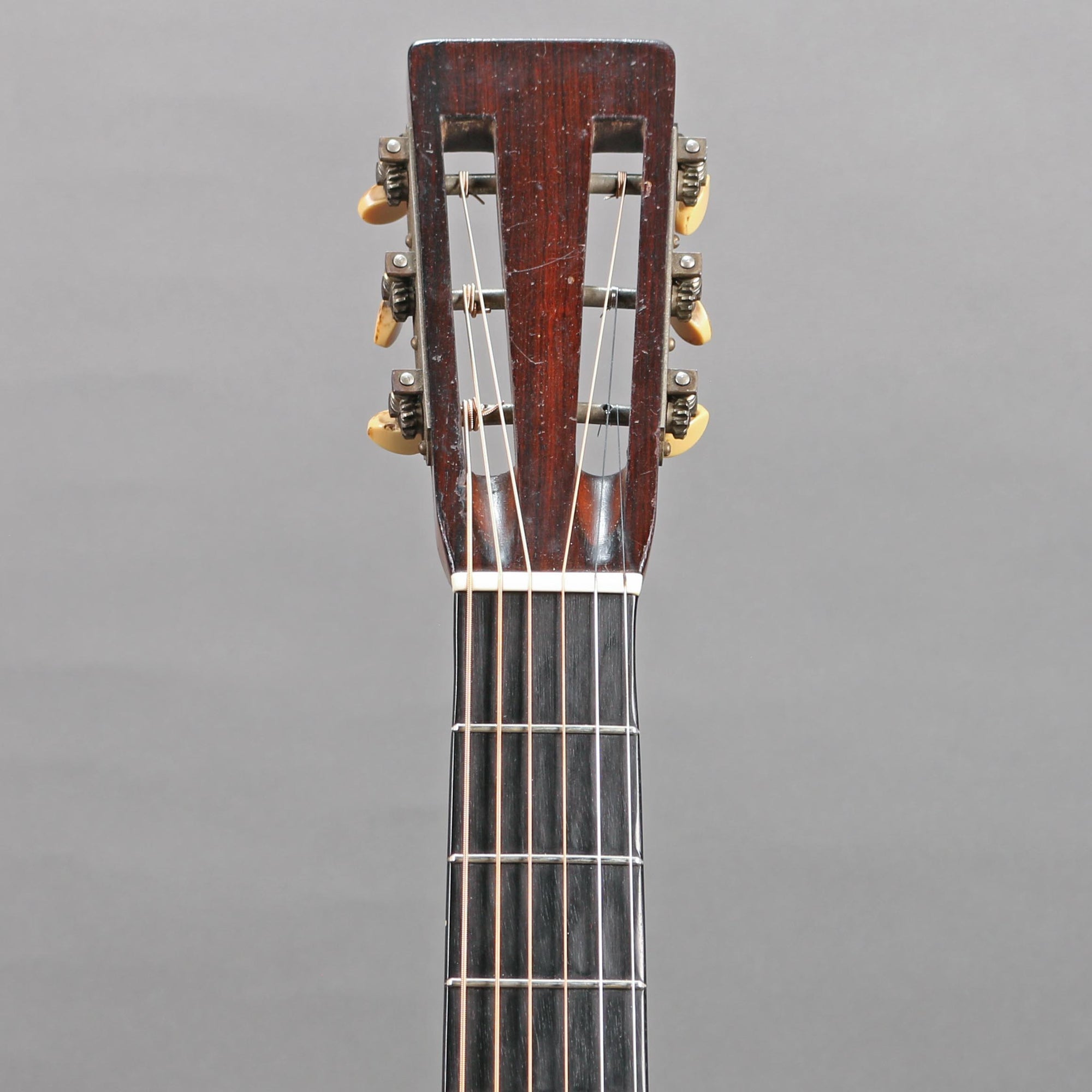 1928 Martin 00-28