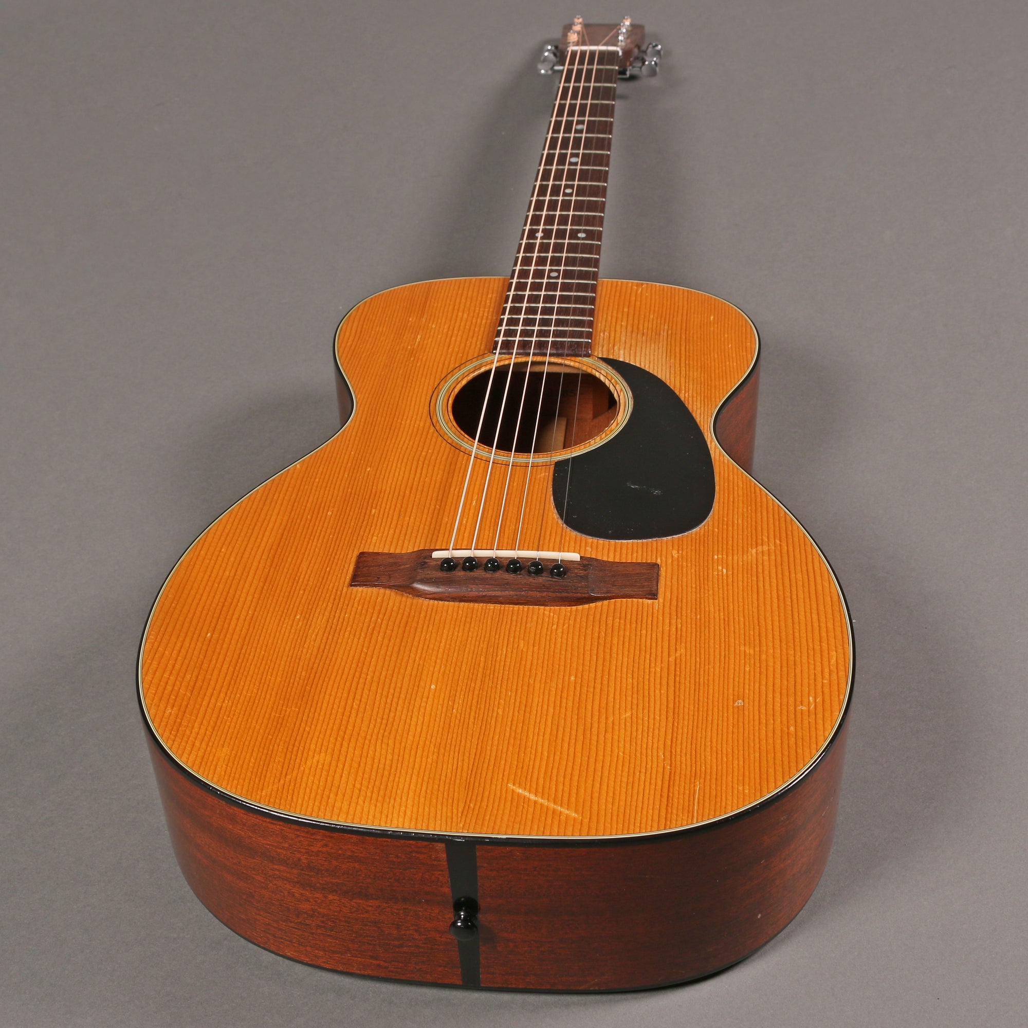 1968 Martin 0-18