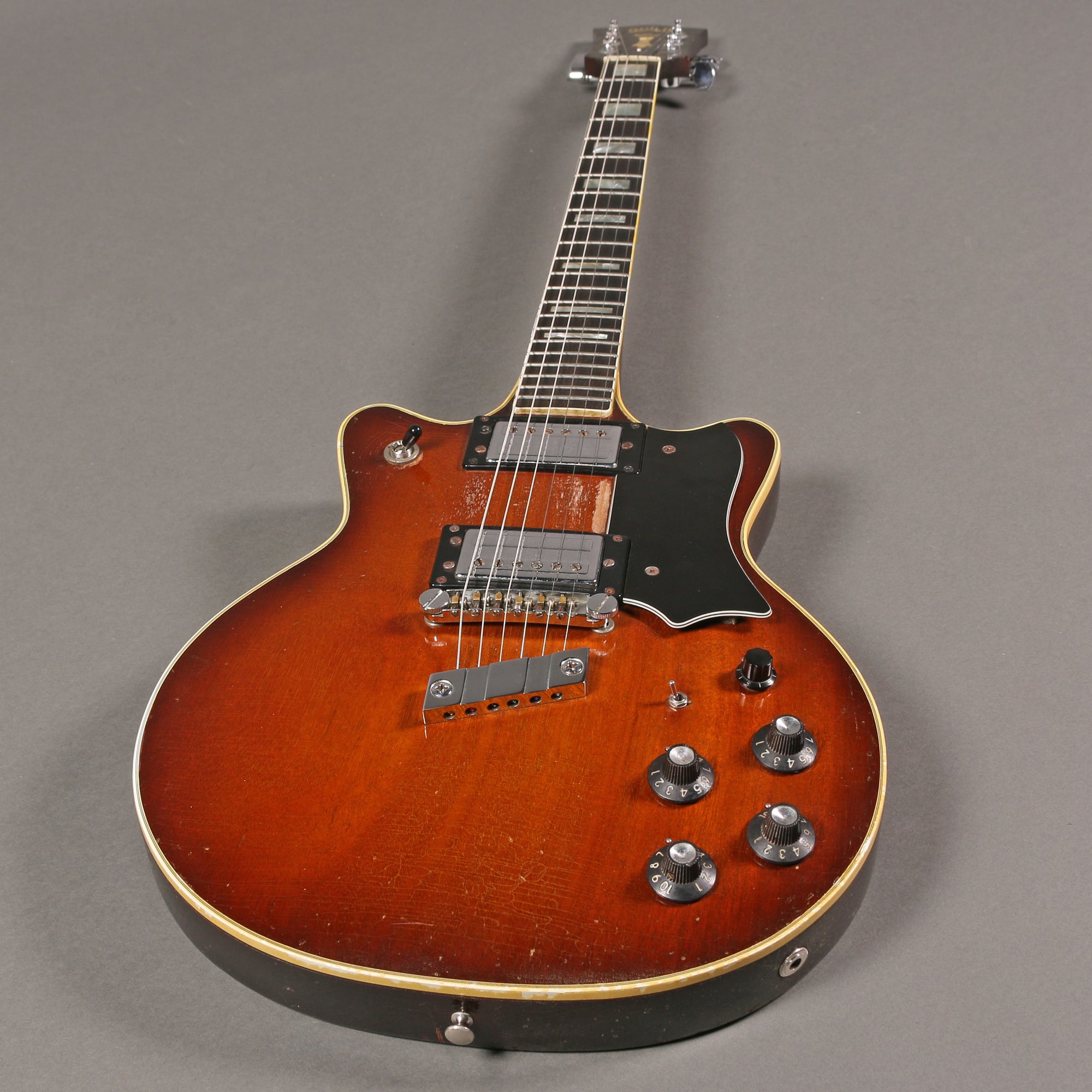 1975 Guild M-80 CS