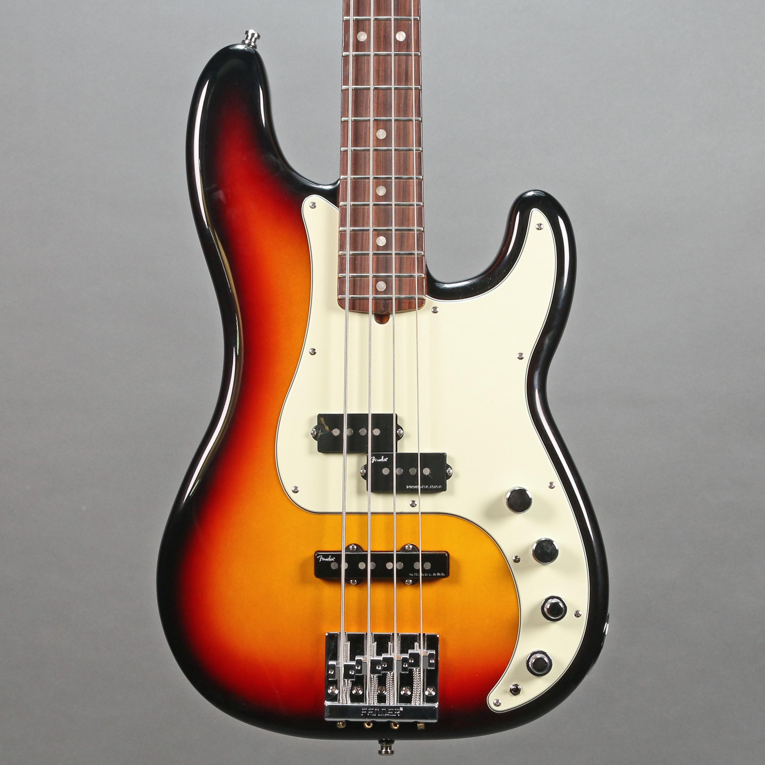 2024 Fender American Ultra Precision Bass