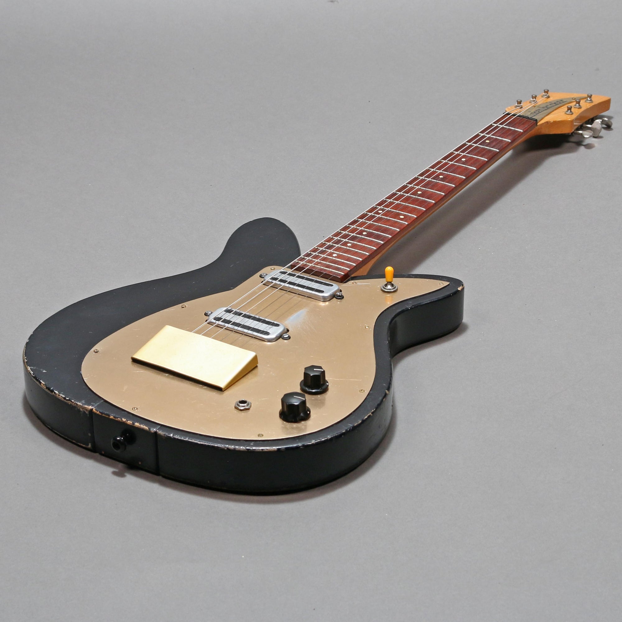 1957 Rickenbacker Combo 450 "Tulip"
