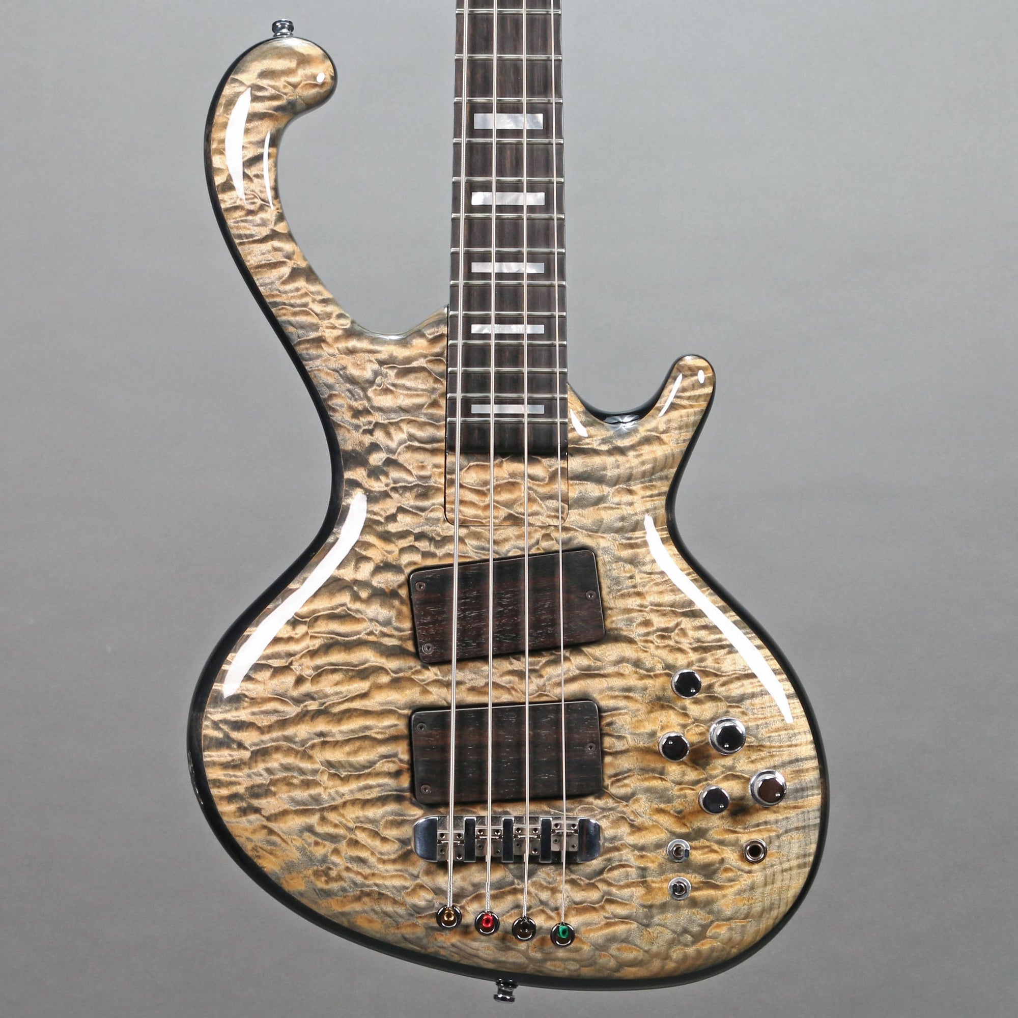 Ritter "Flamed Maple" Roya Bass 