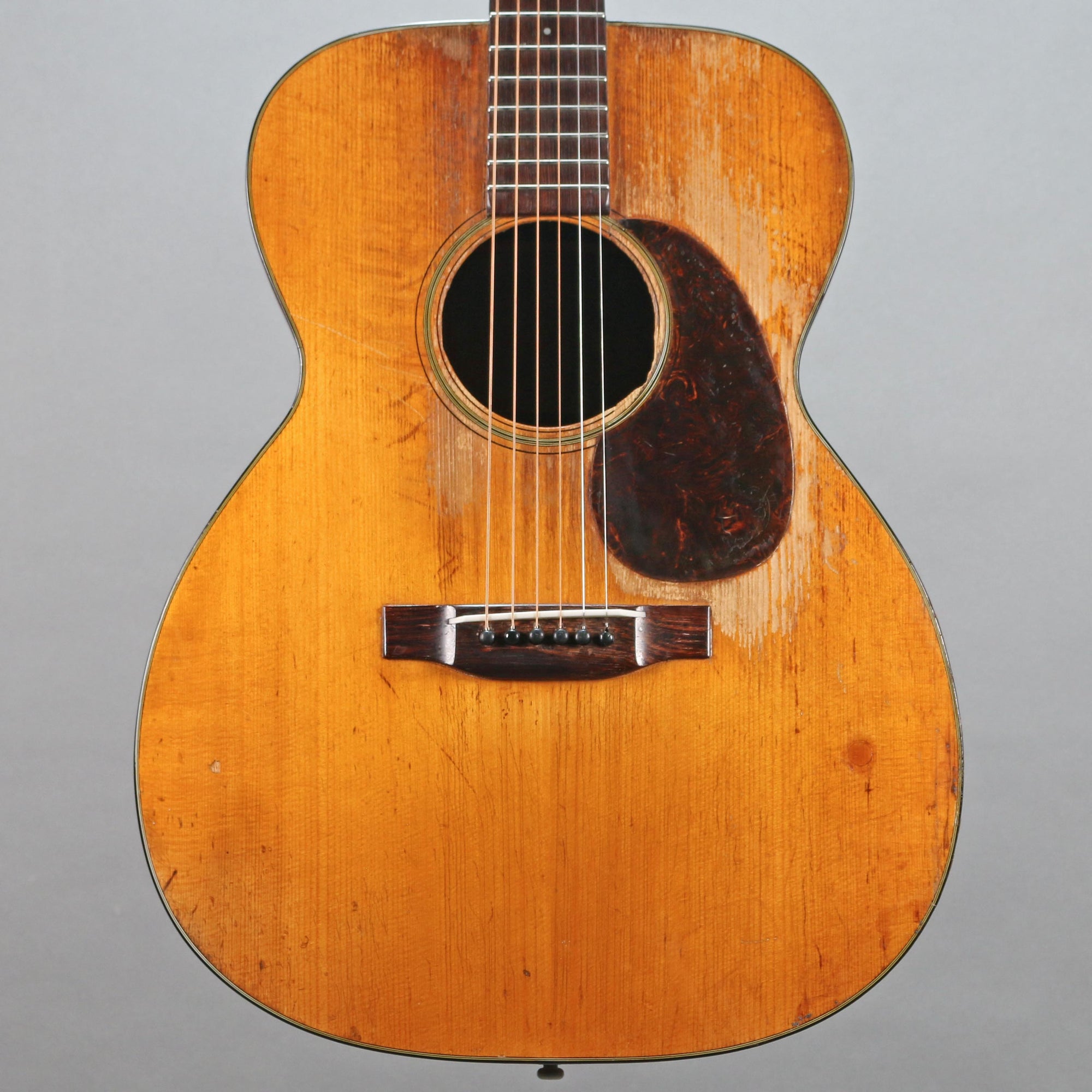 1944 Martin 000-18