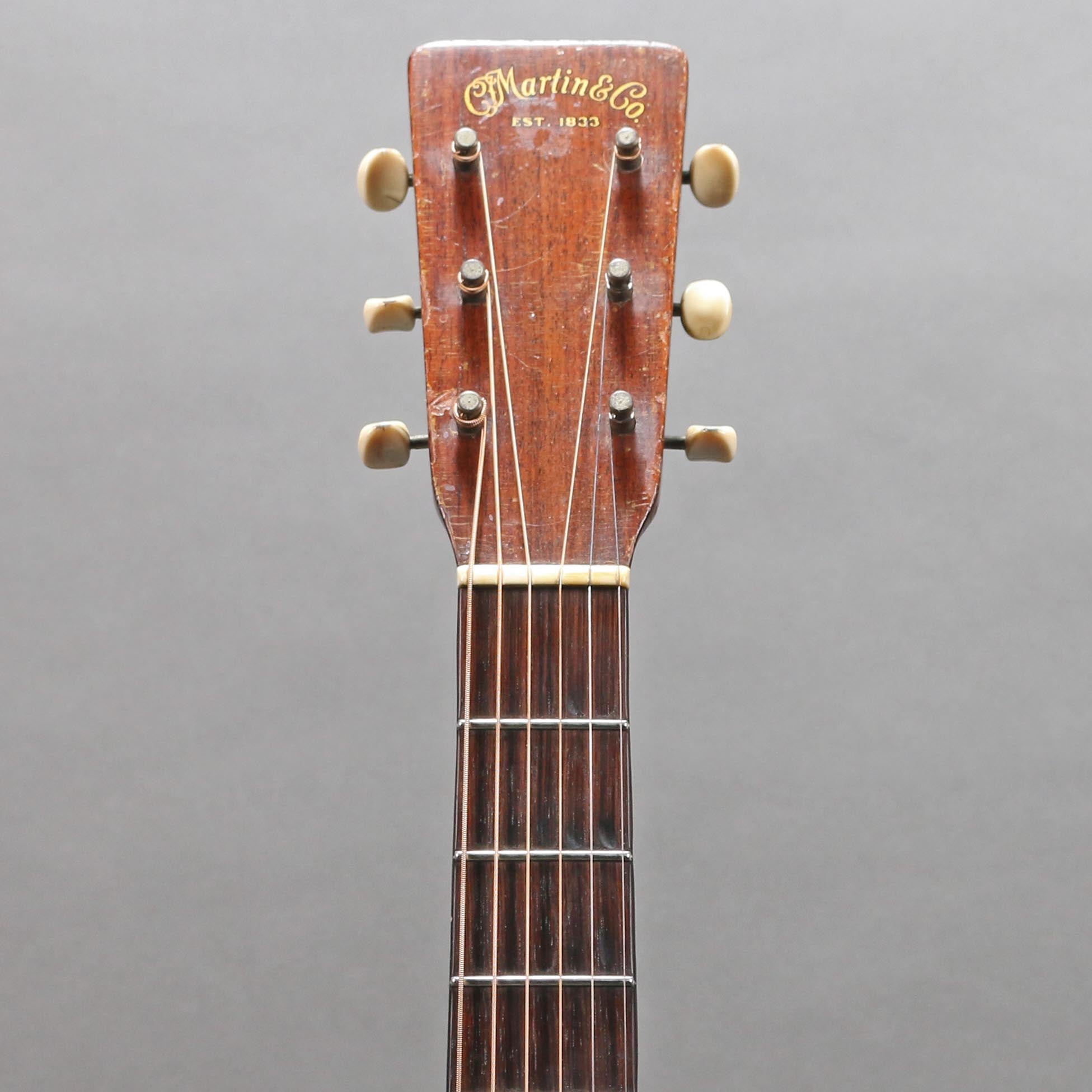 1944 Martin 000-18