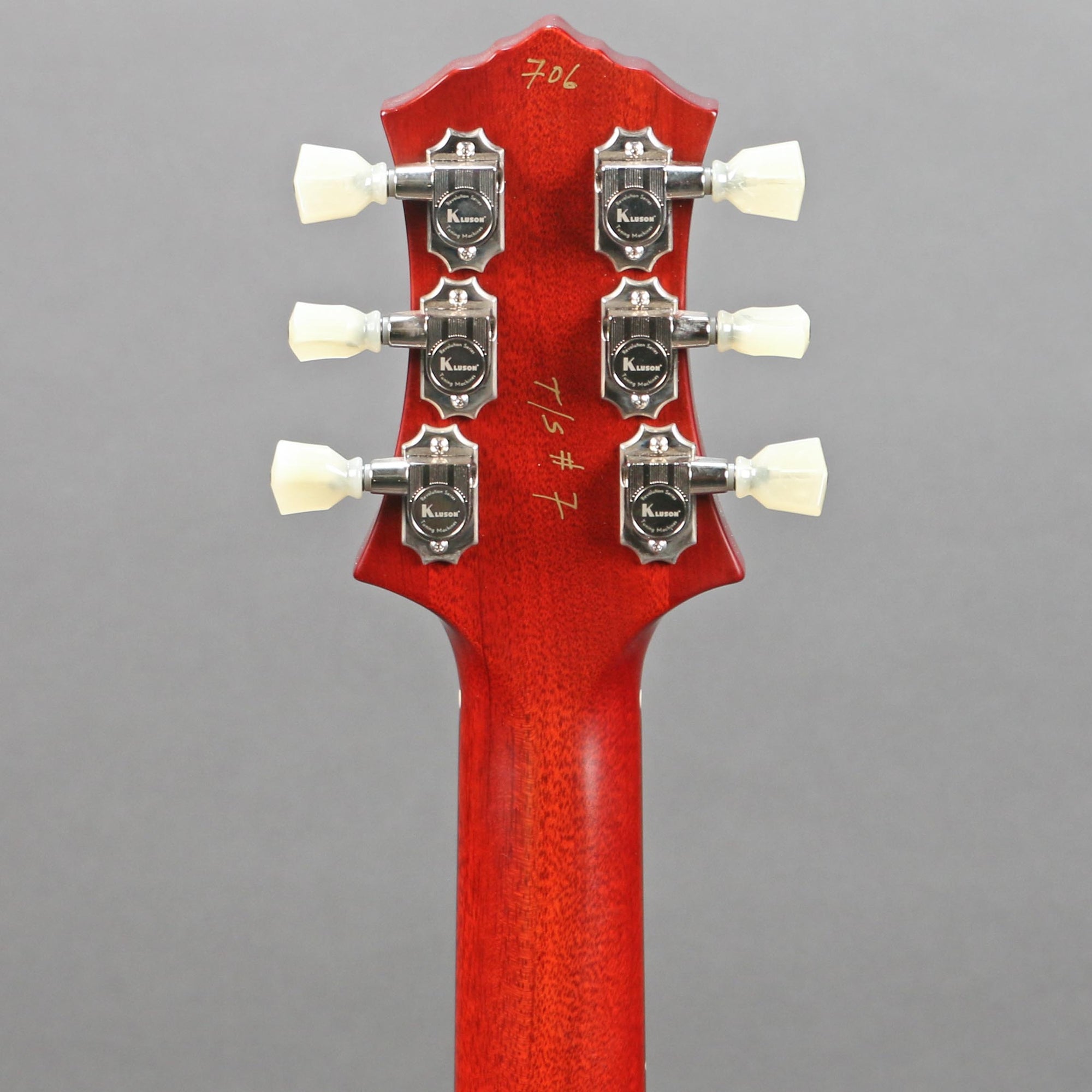 Pre-Owned Knaggs Eric Steckel Kenai T/S