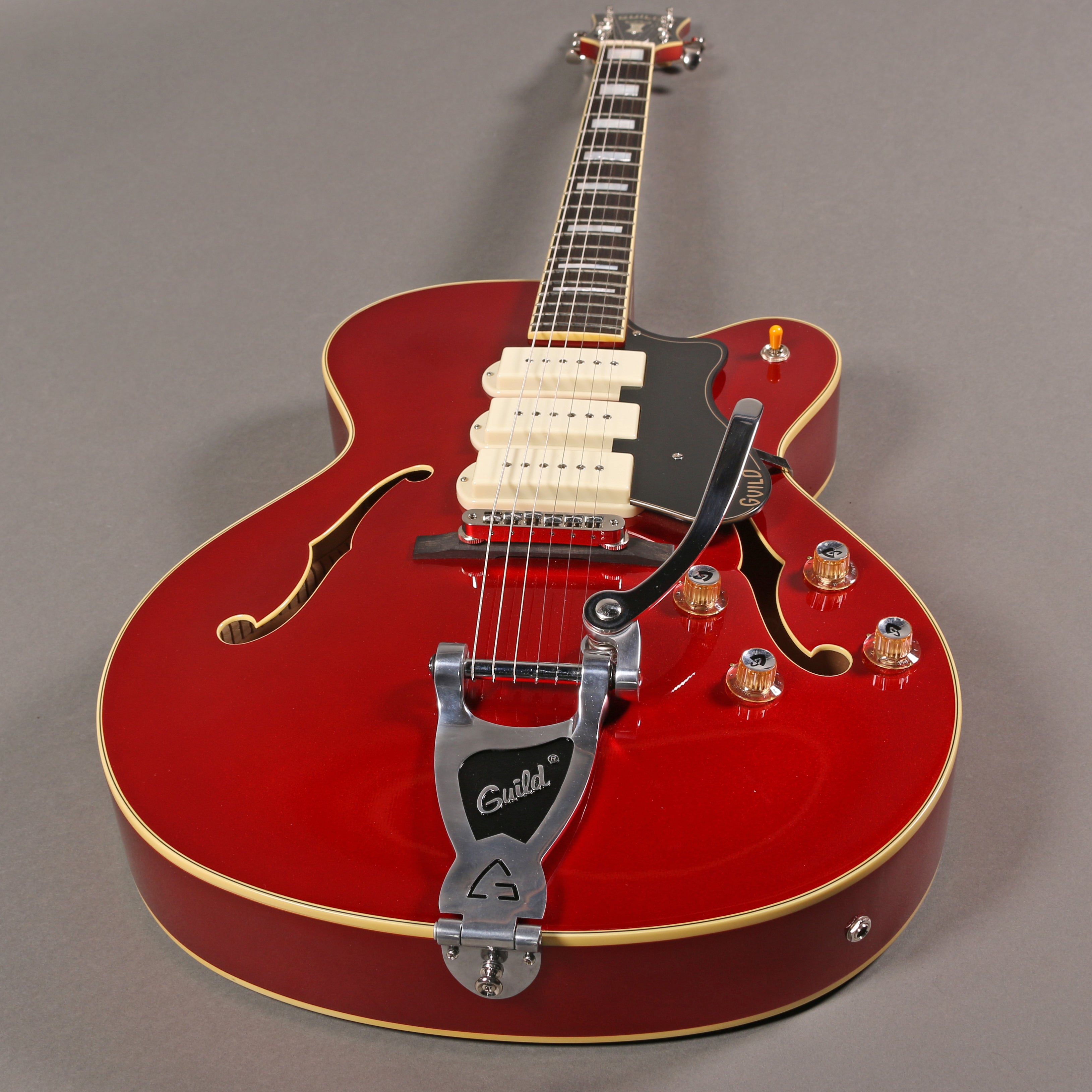 2007 Guild X-350 Stratford – Emerald City Guitars