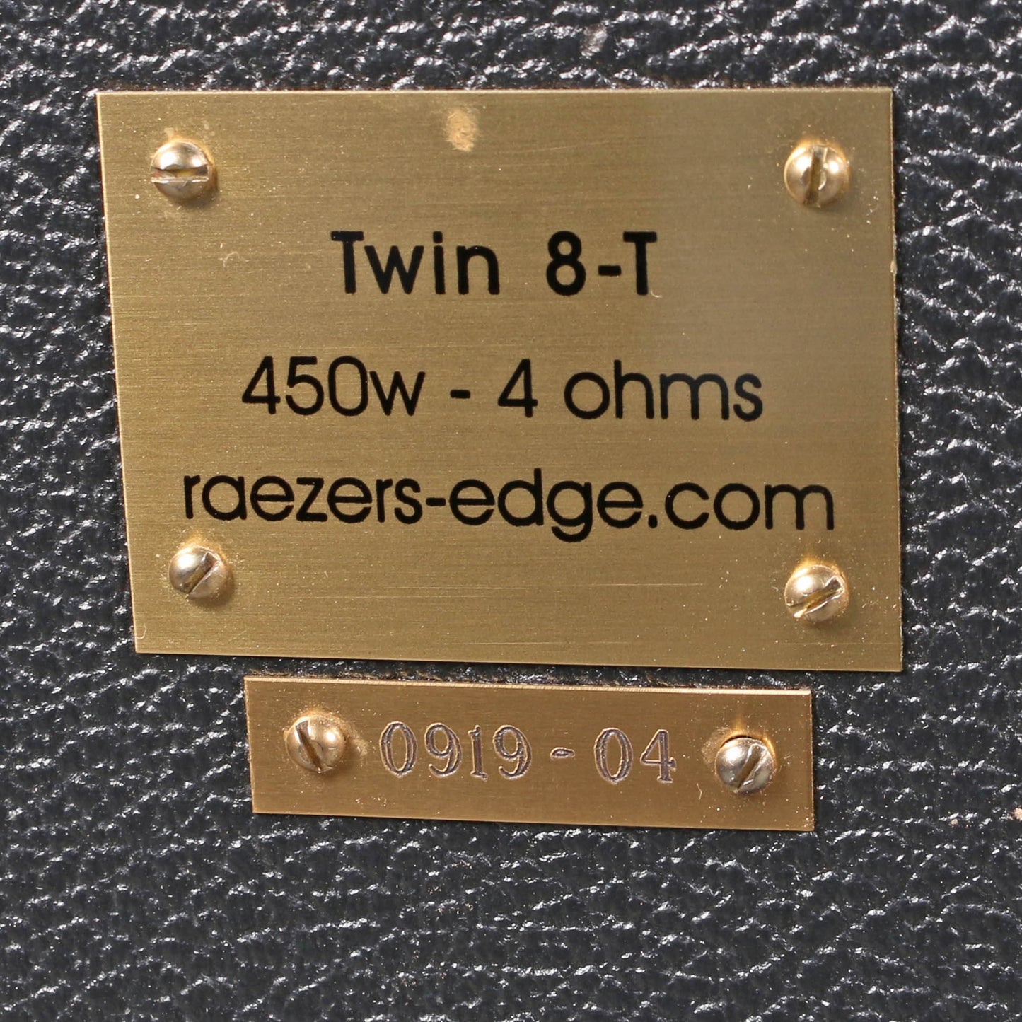 Raezer's Edge Twin 8-T Cabinet