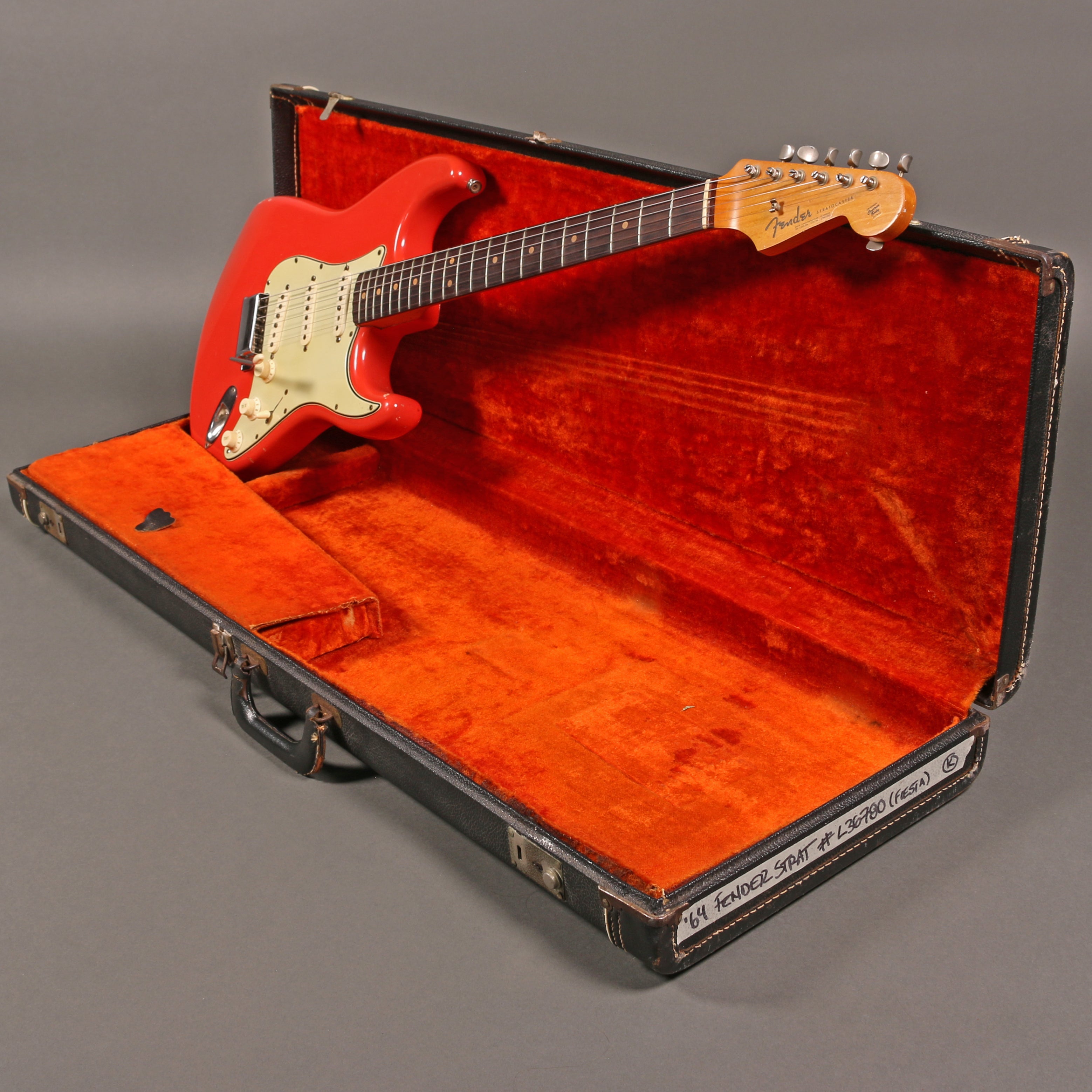 HOLD 1964 Fender Stratocaster – Emerald City Guitars