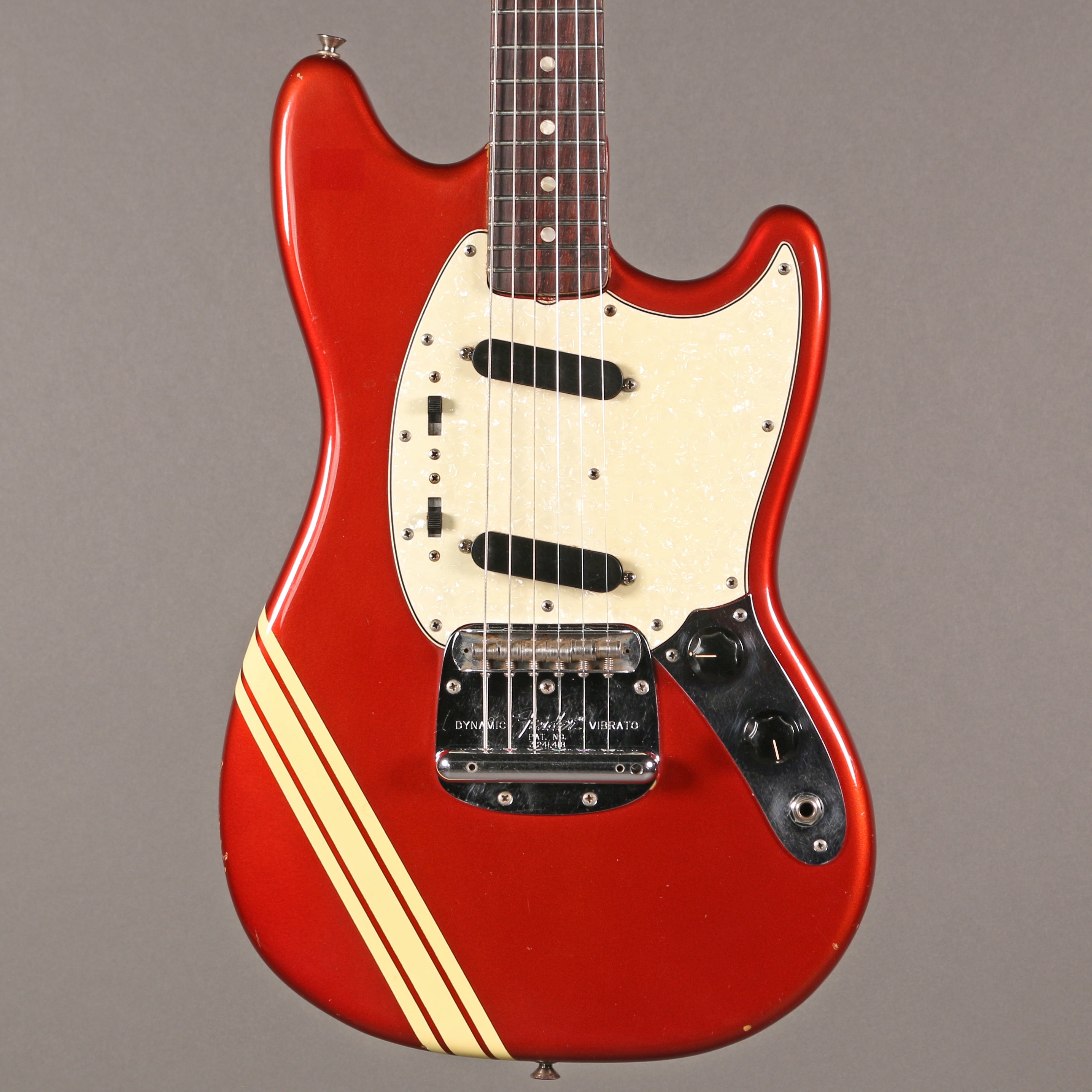 Fender Mustang 1970年代中期　Vintage 1970 Fender Mustang – Emerald City Guitars