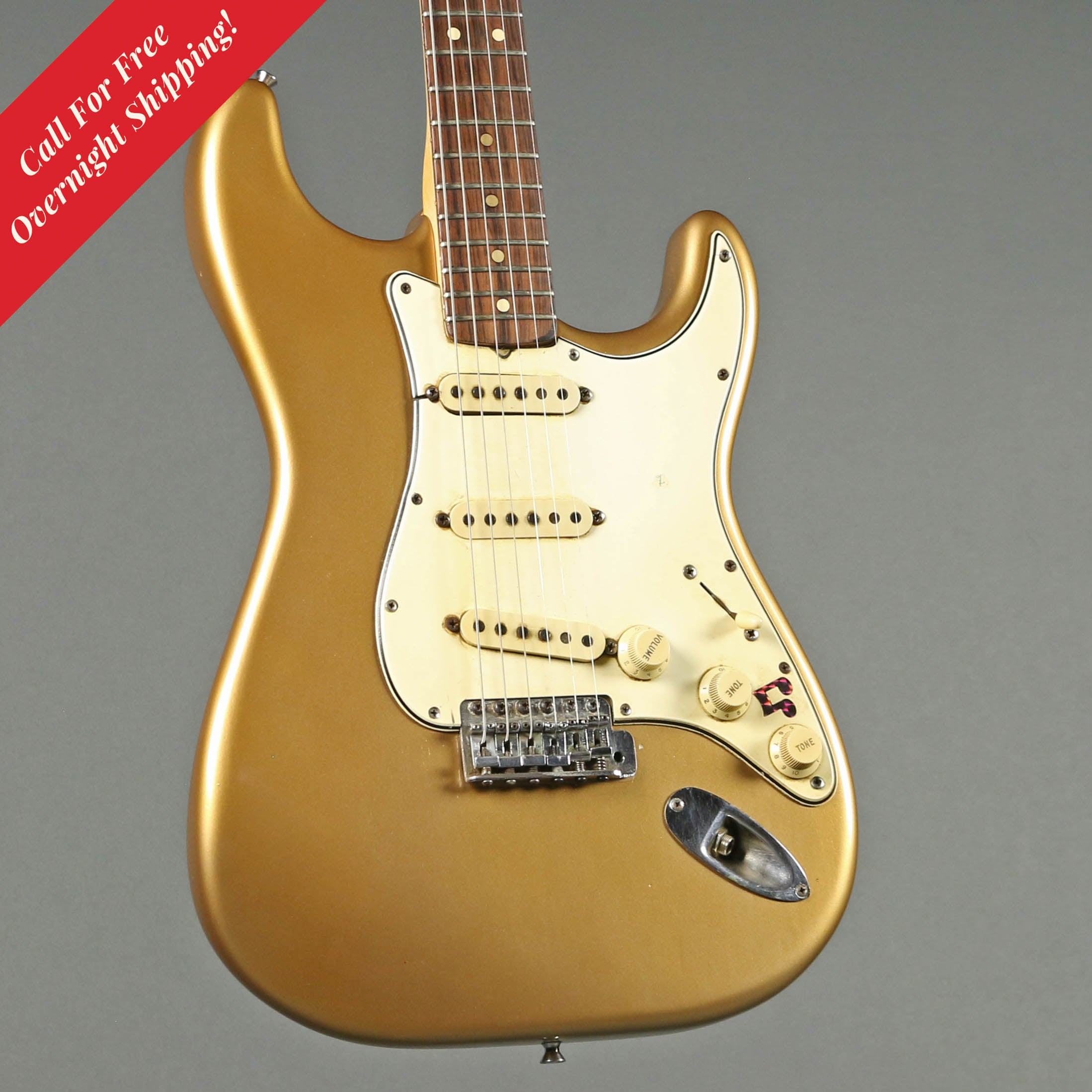 Fender stratocaster deals shoreline gold