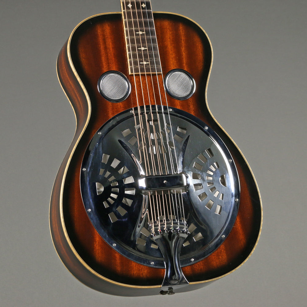Pre-Owned Roundneck Beard Resonator Guitar